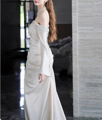 One-shoulder simple long-sleeved satin waist pleated small train mermaid wedding dress P2751