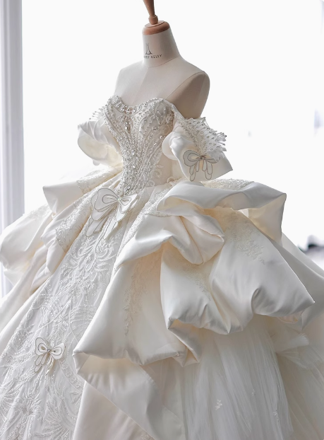 French satin one-shoulder heavy-duty luxury runaway princess floor-length wedding dress P2755