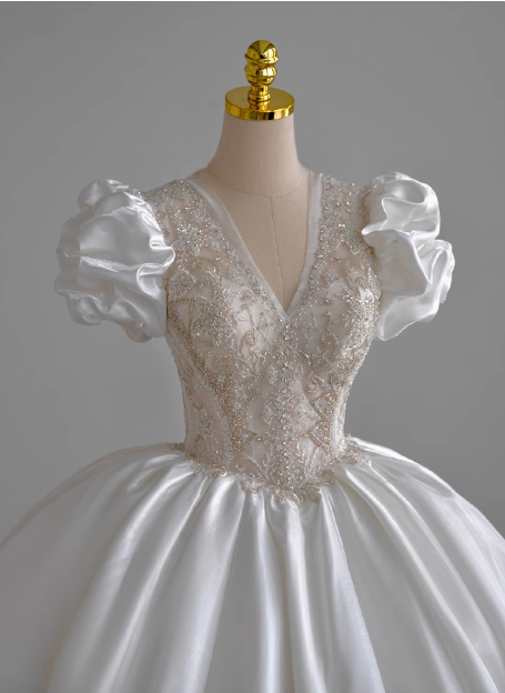 French V-neck puff sleeve beaded white satin floor-length wedding dress P2761