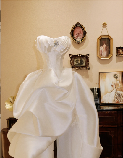 Elegant White Satin Thigh-Low Wedding Dress P2782