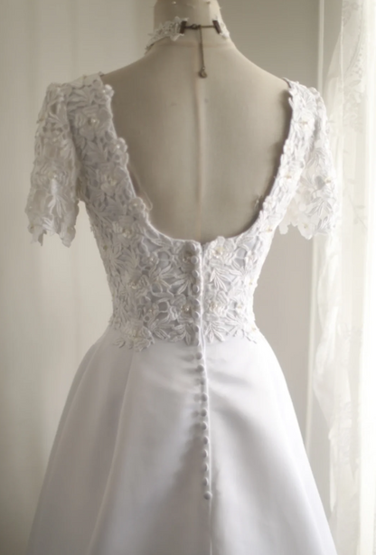 Vintage Square Neck Short Sleeve Satin Elegant Floor-Length Wedding Dress P2803