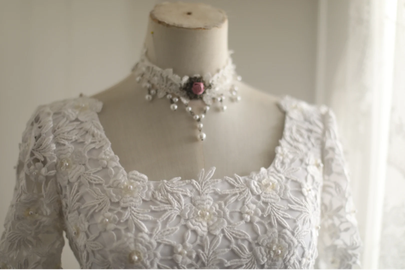 Vintage Square Neck Short Sleeve Satin Elegant Floor-Length Wedding Dress P2803