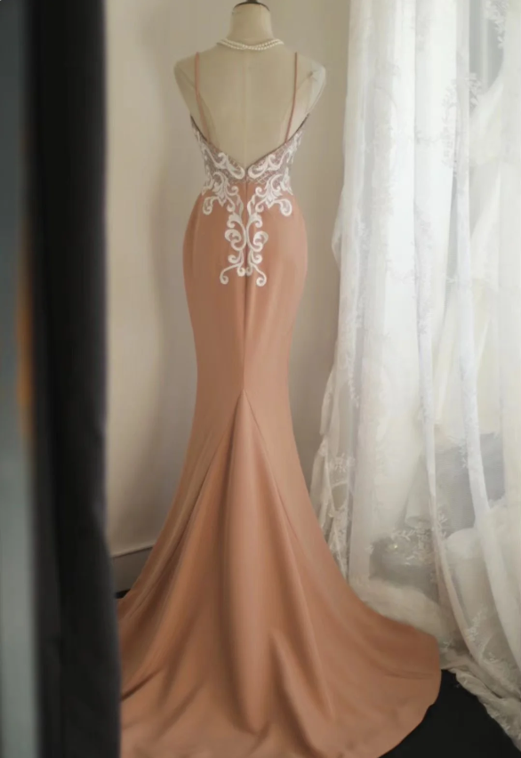 Elegant Pink Slim Fit Fishtail Satin Princess Wedding Dress P2804