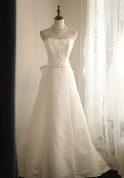Simple Satin Bowknot Tube Top Retro A-Line Princess Floor-Length Wedding Dress P2805