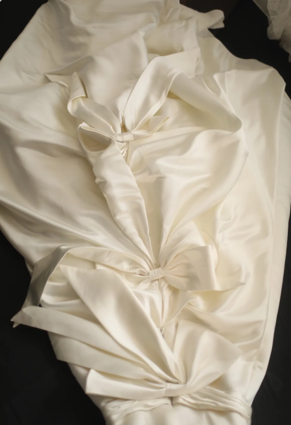 Simple Satin Bowknot Tube Top Retro A-Line Princess Floor-Length Wedding Dress P2805