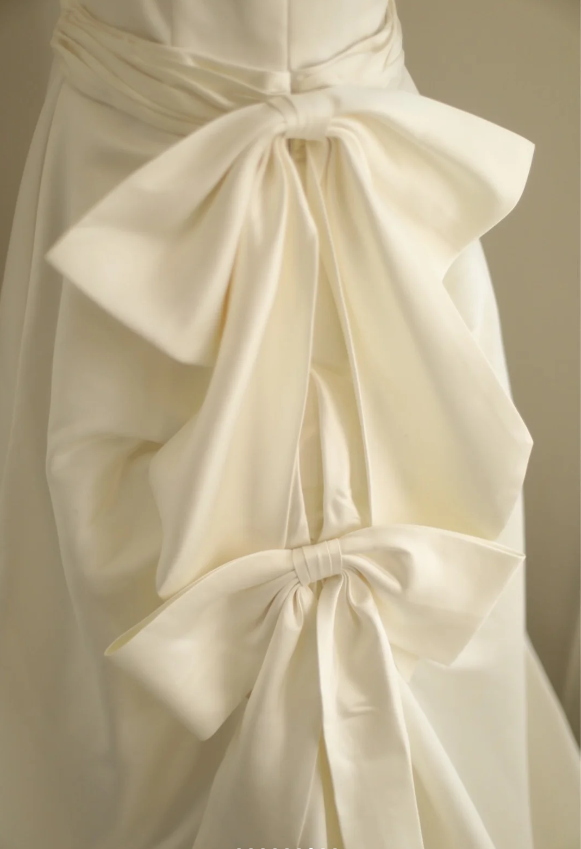 Simple Satin Bowknot Tube Top Retro A-Line Princess Floor-Length Wedding Dress P2805