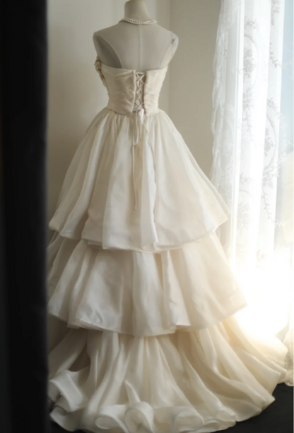 Champagne Color Sweetheart Neck Floral A-Line Layered Floor-Length Wedding Dress P2810