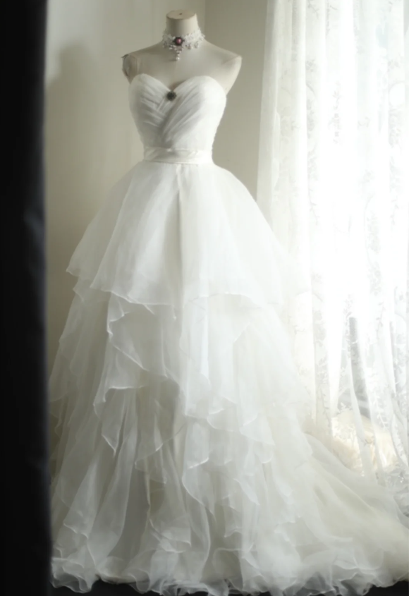Simple Sweetheart Neckline Ruffled Tulle A-Line Wedding Dress P2811