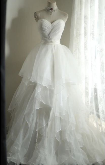 Simple Sweetheart Neckline Ruffled Tulle A-Line Wedding Dress P2811