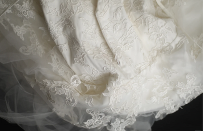 Royal Lace Tulle Splicing Off Shoulder Mermaid Wedding Dress P2813