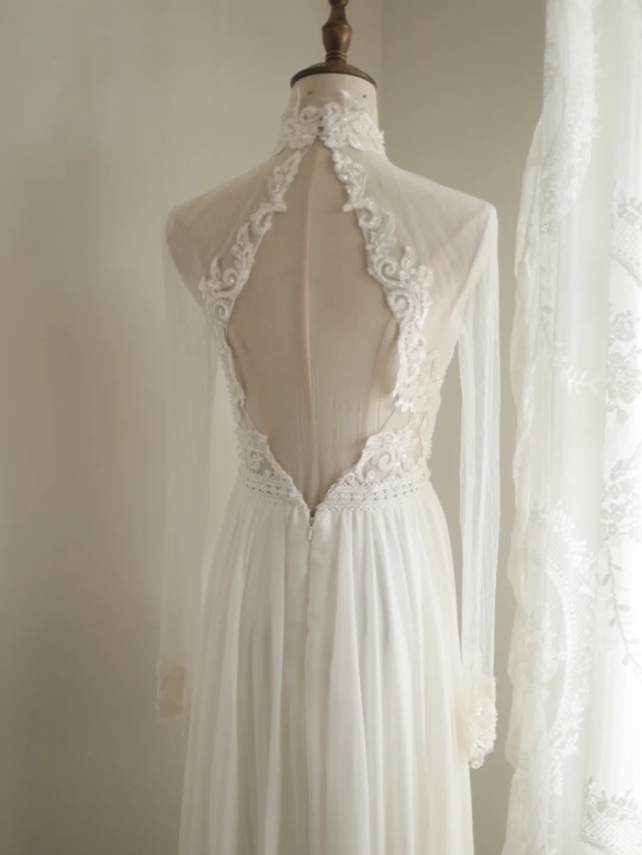 Vintage French Turtleneck Long Sleeve Chiffon Mesh Splicing Elegant Floor-Length Wedding Dress P2816