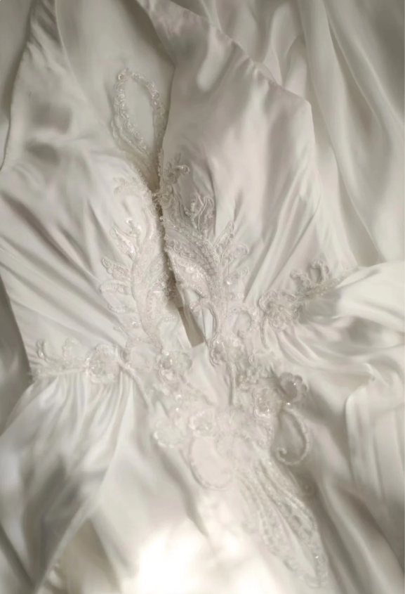 Roman style halterneck satin beaded elegant wedding dress P2817