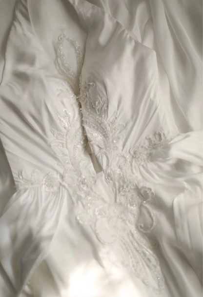 Roman style halterneck satin beaded elegant wedding dress P2817