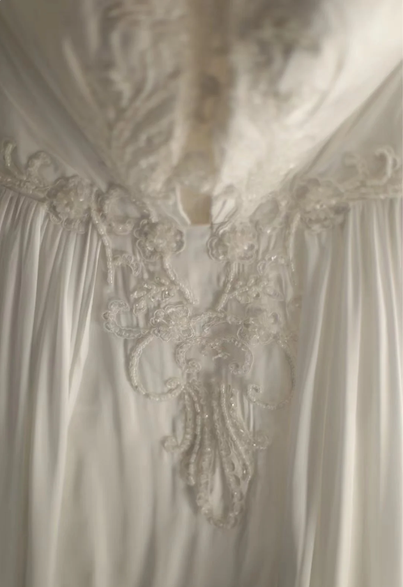 Roman style halterneck satin beaded elegant wedding dress P2817