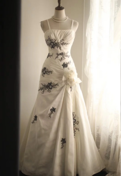 Retro Palace Irregular Satin Beaded Strap Wedding Dress P2818