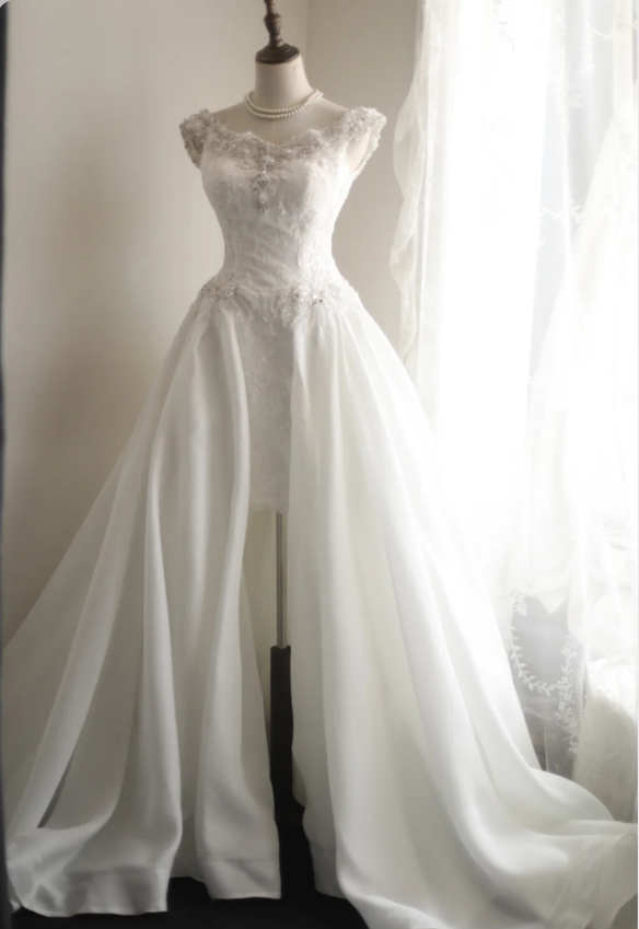 Retro short front and long back one shoulder beaded satin princess wedding dress P2828