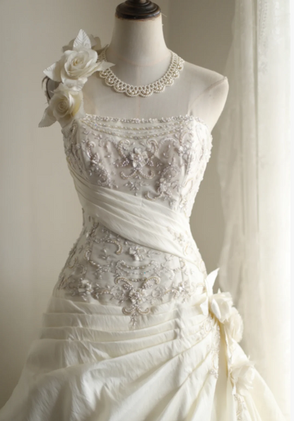 Irregular Retro Palace Tube Top Handmade Flower Beaded A-Line Floor-Length Wedding Dress P2839