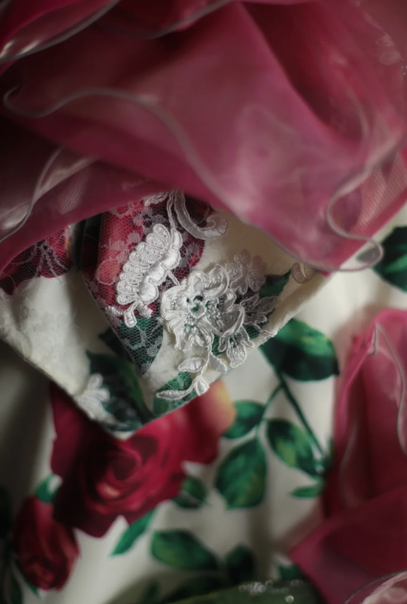 Dreamy Heavy Rose Printed Satin Handmade Flower Puffy Princess Wedding Dress P2853