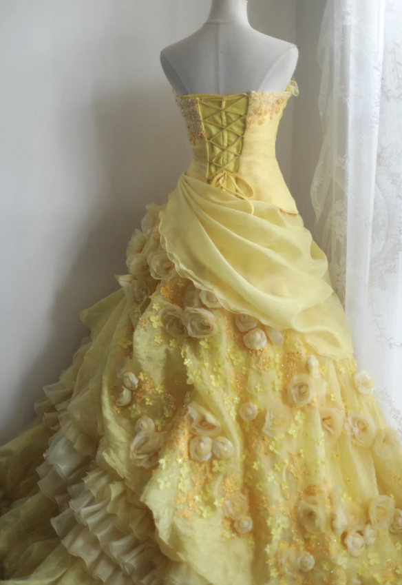 Vintage Heavy Handmade Flower Tube Top Light Yellow Pleated Layered Puff Wedding Dress P2856