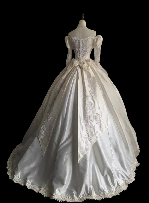 Cream Beige Palace Retro Long Sleeve Bow Satin Wedding Dress P2861