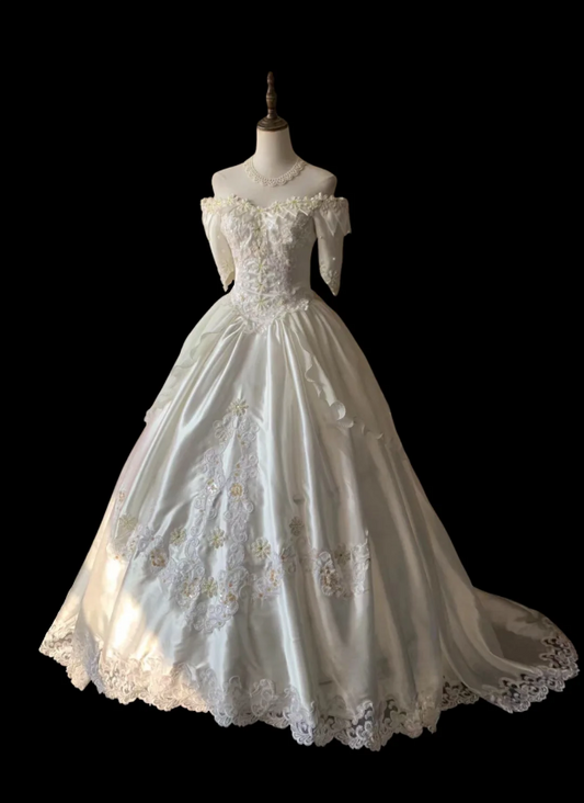 Soft cream hand-beaded one-shoulder vintage wedding dress P2863