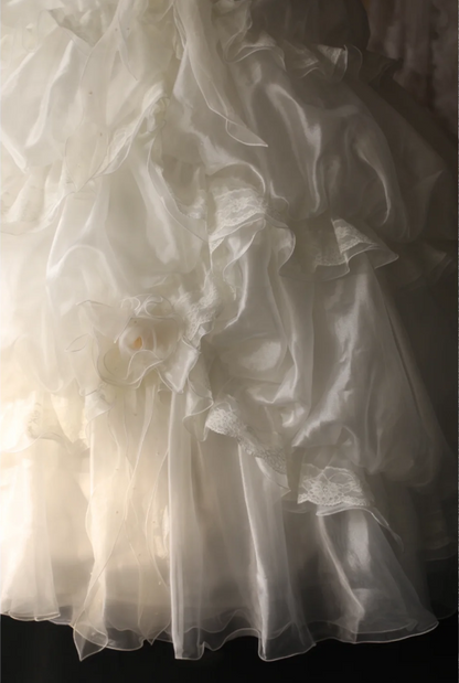 Princess skirt irregular pleated white cake puffy wedding dress P2865