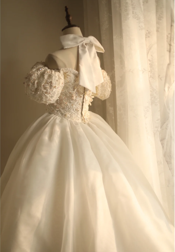 Princess Puff Sleeve Halter Neck Beaded Puff Wedding Dress P2866