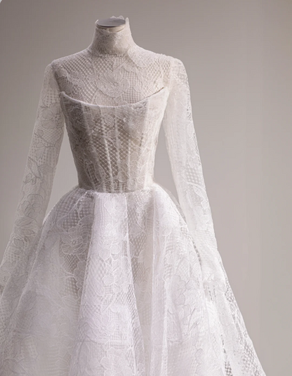 Retro Elegant White Lace High Neck Long Sleeve Floor-Length Wedding Dress P2876