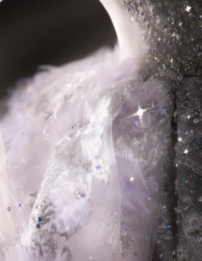 Gorgeous design purple crystal beaded princess fluffy floor-length wedding dress P2890