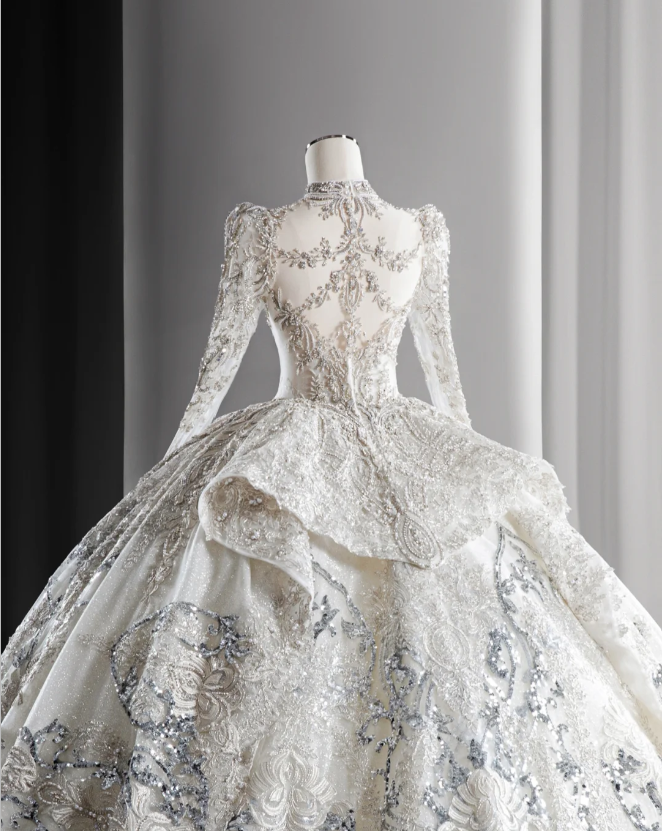 Luxurious Royal Court Long Sleeve Lace Beaded Princess Puffy Floor-Length Wedding Dress P2894