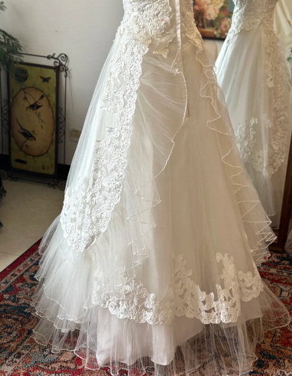 Vintage Tulle A-Line Wedding Dress with Patches P2920