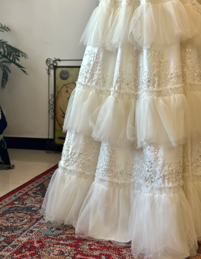 Retro Strapless Cake Skirt Layered Floor-Length Wedding Dress P2928