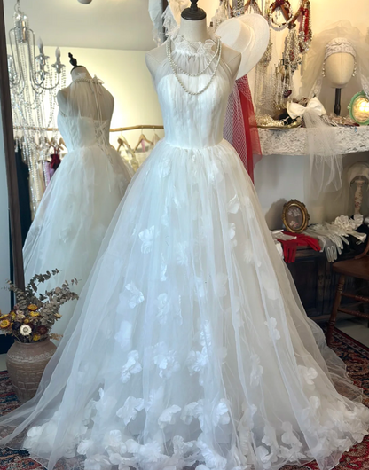 Elegant Halter Neck Floral Tulle A-Line Floor-Length Wedding Dress P2929