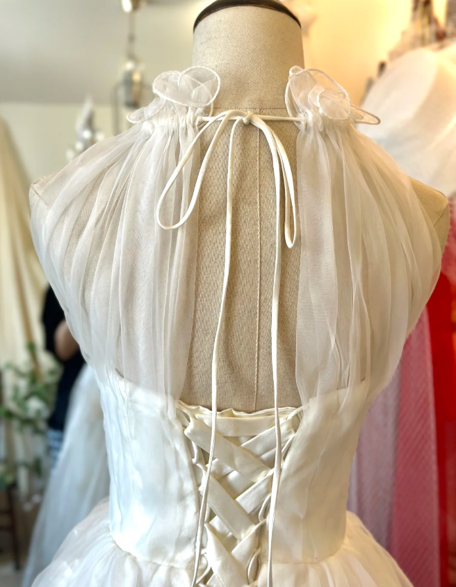 Elegant Halter Neck Floral Tulle A-Line Floor-Length Wedding Dress P2929