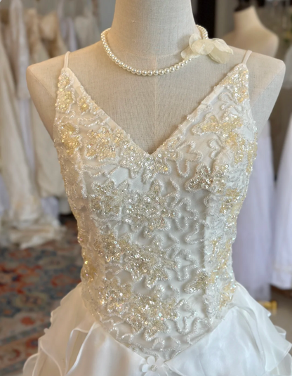 Chic White Strapless V-Neck Beaded Diamond Tulle Wedding Dress P2932