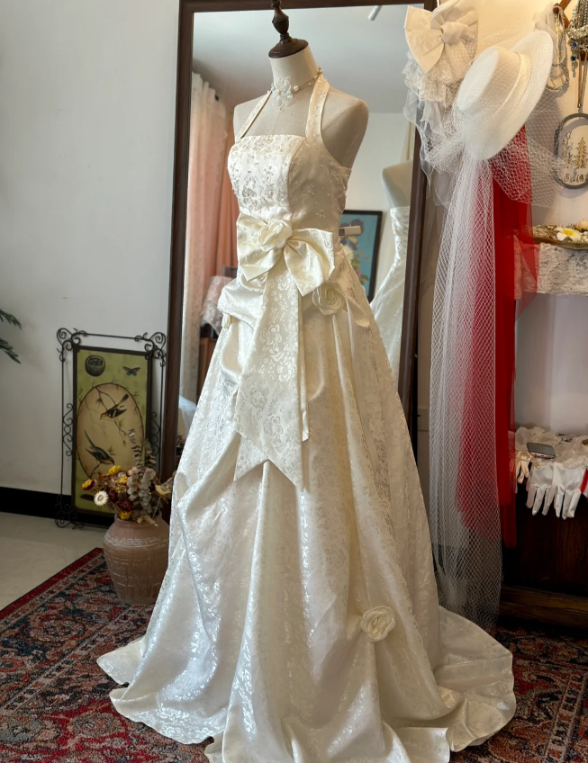 White Elegant Halter Neck Dark Pattern 3D Flower Satin Wedding Dress P2933