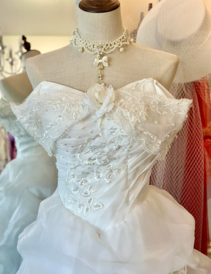 Romantic and gentle one-shoulder 3D flower tulle floor-length wedding dress P2940