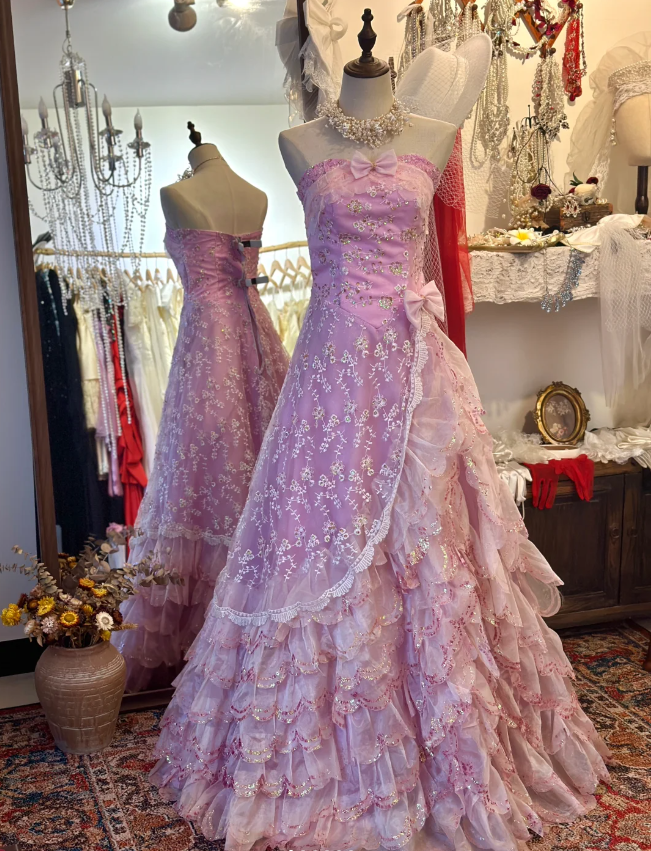 Vintage Purple Strapless Floral Ruffles Floor-Length Wedding Dress P2941