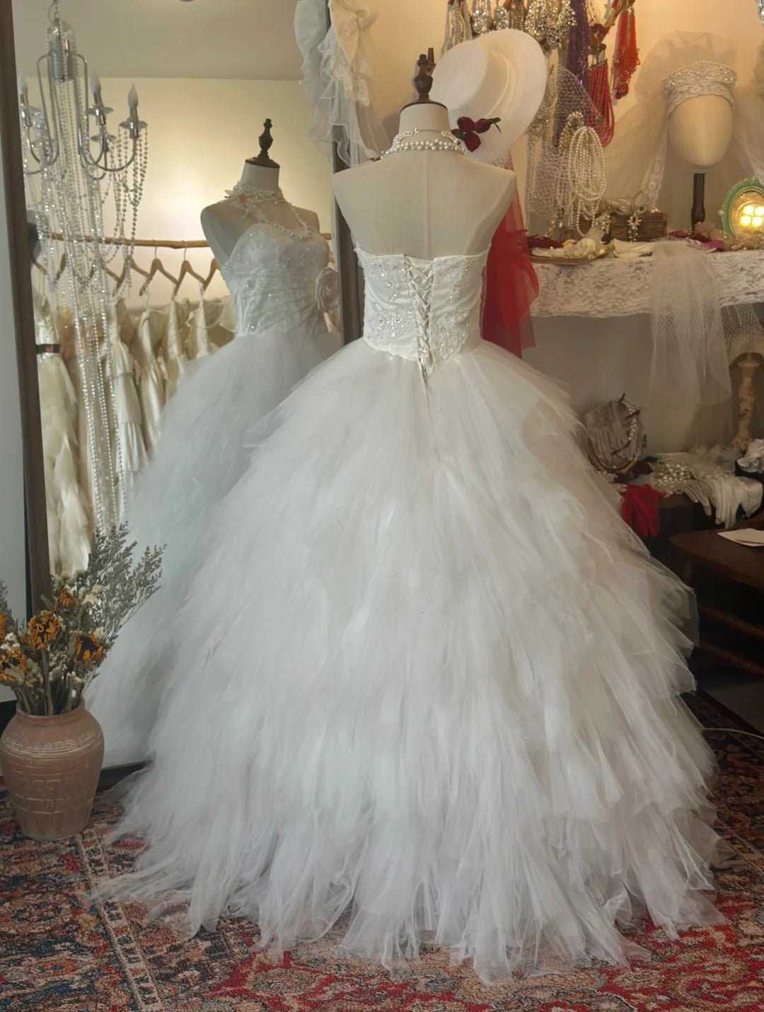 Elegant White Sweetheart Neck Layered Tulle Cake Princess Floor-Length Wedding Dress P2944