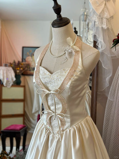 Special pink halter neck vintage satin and lace floor-length wedding dress P2948