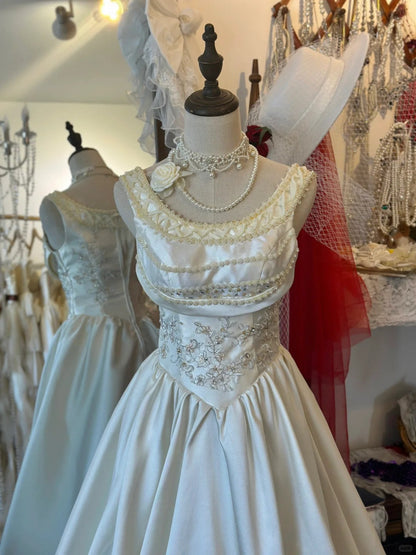 French Retro Shoulder Bow Beaded Thick Satin Wedding Dress P2949