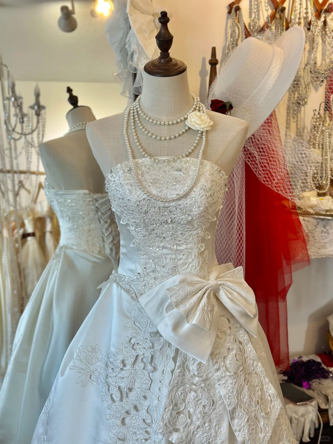 Princess Strapless Thick Satin Bowknot Hollow Design Back Tie Floor Length Wedding Dress P2950