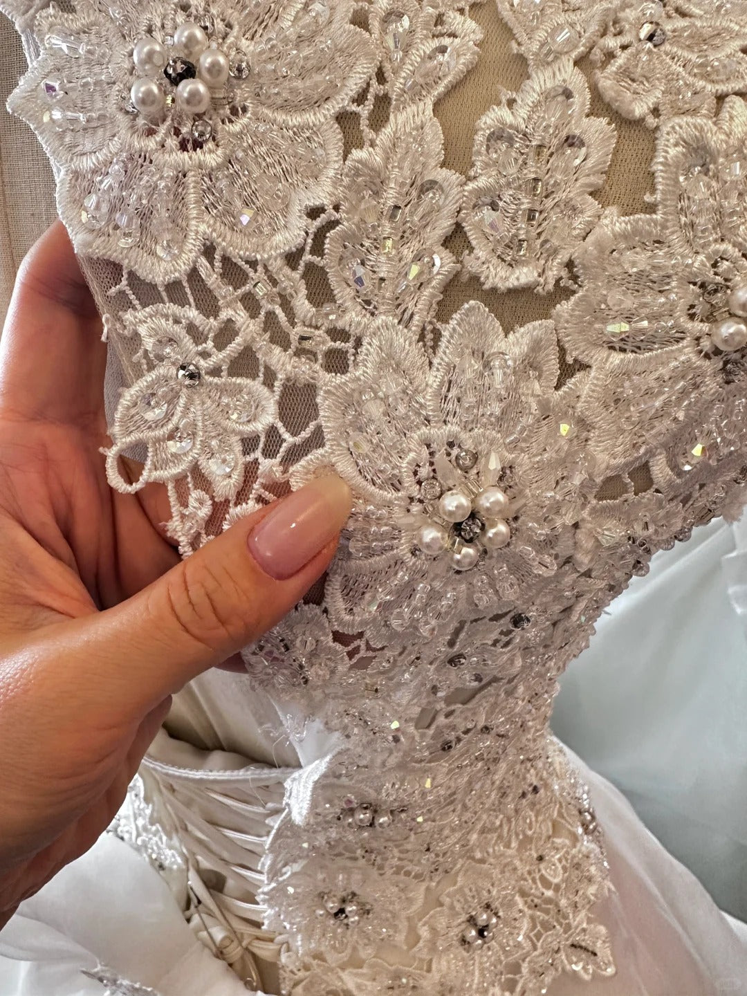 Retro Elegant Heavy Beaded Lace Tulle Splicing Shoulder-Wrap Trailing Wedding Dress P2955