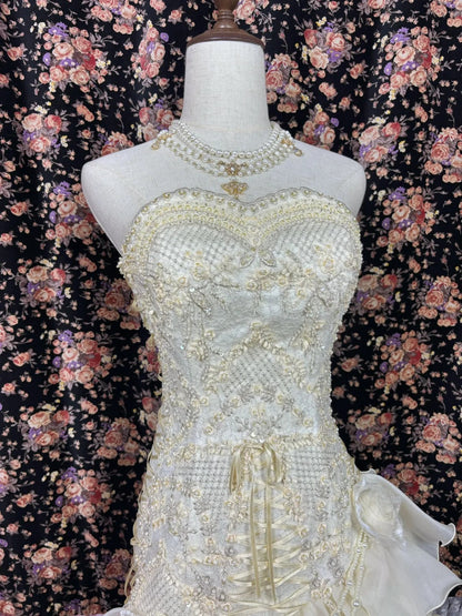 Vintage Ivory Sweetheart Neck Chiffon Lace Trim Wedding Dress P2958