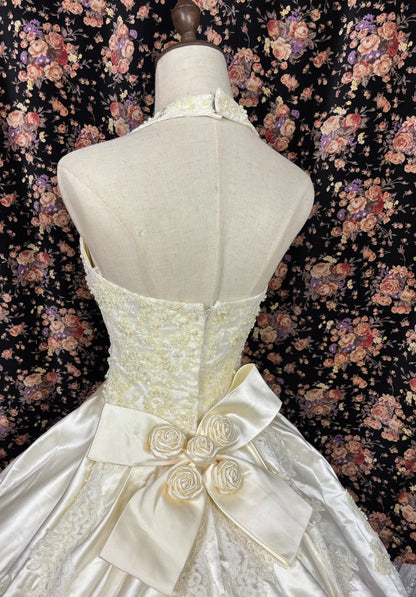 Vintage Ivory Halter Neck Satin Hollow Lace Wedding Dress P2959
