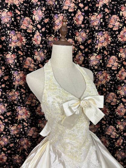 Vintage Ivory Halter Neck Satin Hollow Lace Wedding Dress P2959