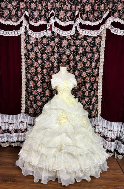 Gentle light yellow one-shoulder floral pleated tulle fluffy floor-length wedding dress P2970