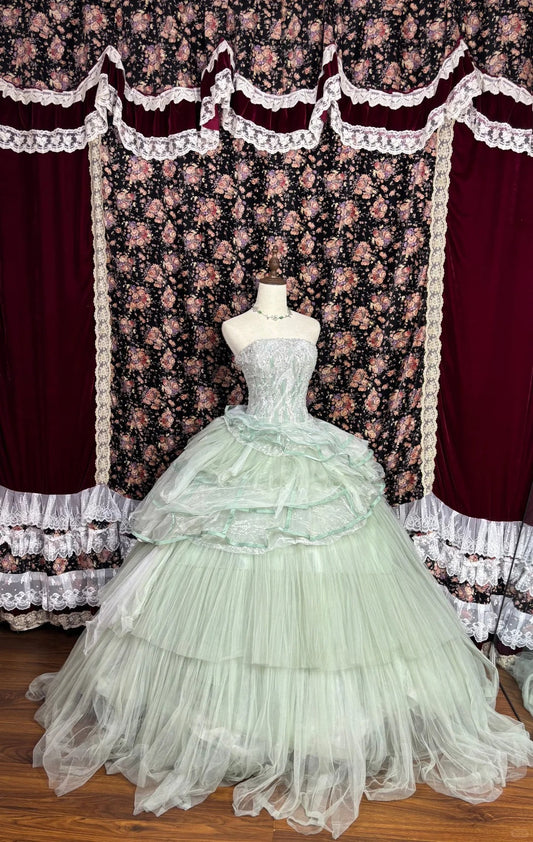 Flowy Light Green Bandeau Layered Tulle Wedding Dress P2978