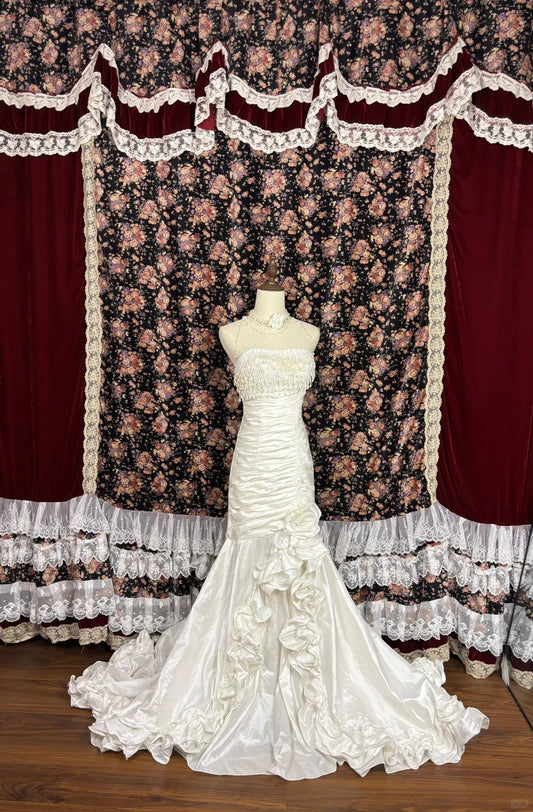 Elegant White Strapless Tassel Satin Ruffled Mermaid Wedding Dress P2982