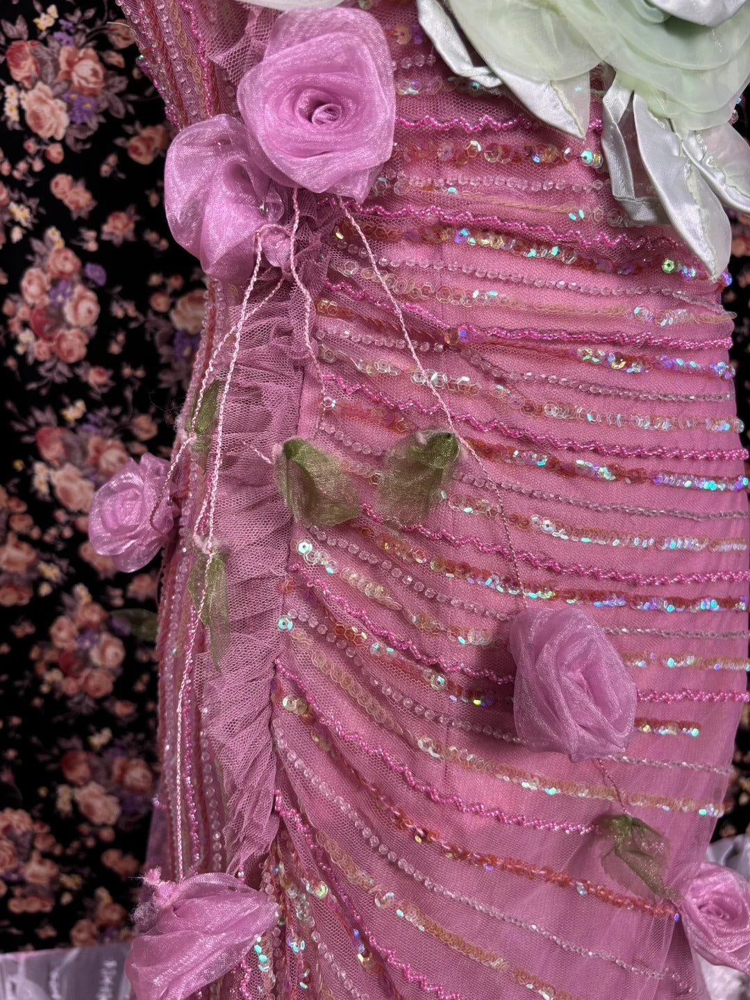 Vintage pink handmade large flower millet beads and sequined mermaid wedding dress P2984
